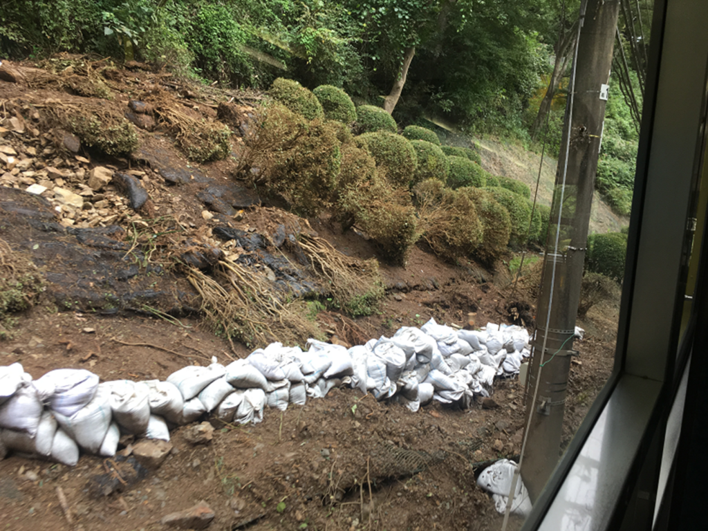 東京都八王子市の高尾山ケーブルカー